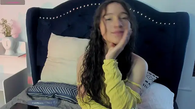 Honney Bunny18 online show from April 9, 2:44 pm