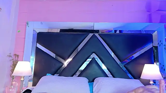 Veronica Nasty  online show from April 11, 7:17 pm