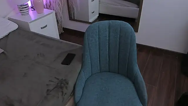 iam  mystic online show from April 14, 3:28 am