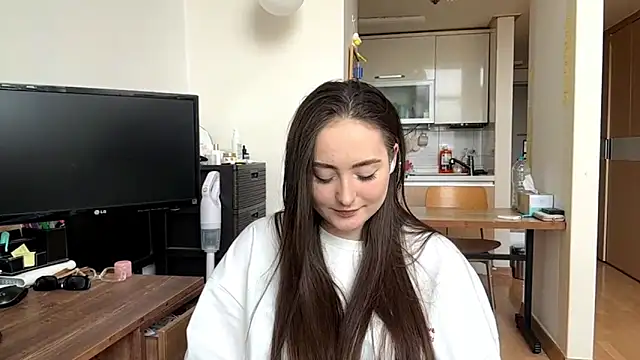 Marry Stritteded online show from April 6, 2:11 am