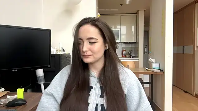 Marry Stritteded online show from April 9, 4:48 am