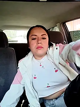 Lesli 26 online show from April 4, 1:54 pm