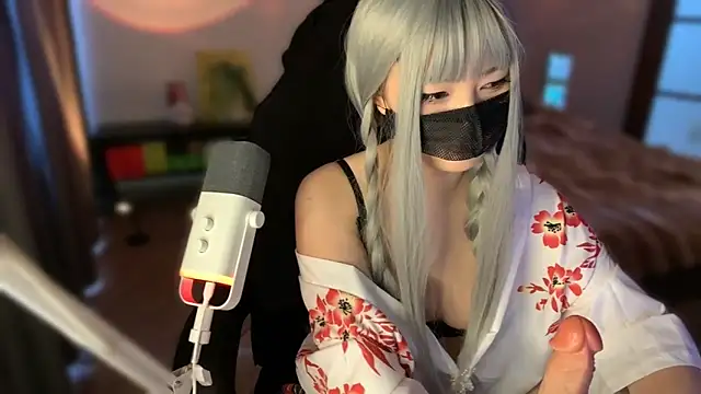 rin night online show from April 12, 12:30 pm