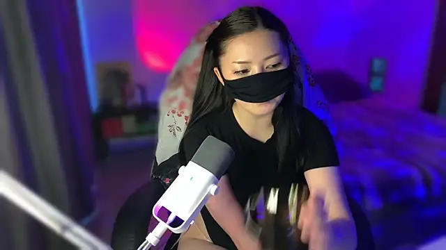 rin night online show from April 14, 2:28 pm