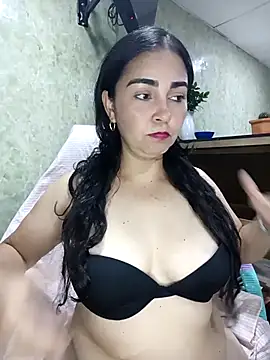 Emily Divi69 online show from April 12, 6:54 pm