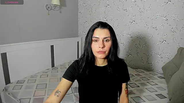 TiaMur  online show from May 28, 5:22 pm