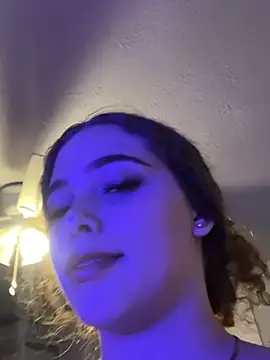 mariex83 online show from April 14, 3:39 am