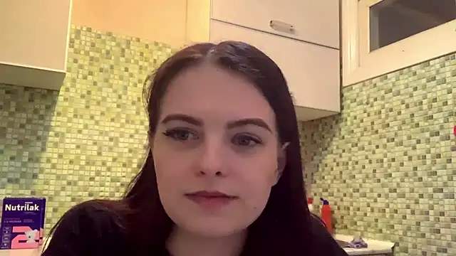 KikiAmino online show from April 2, 5:10 pm