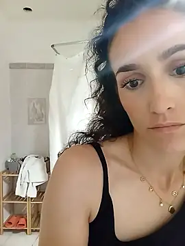 Lolaa92i online show from April 8, 8:22 pm