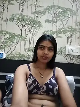 your darling577 online show from May 14, 6:41 am