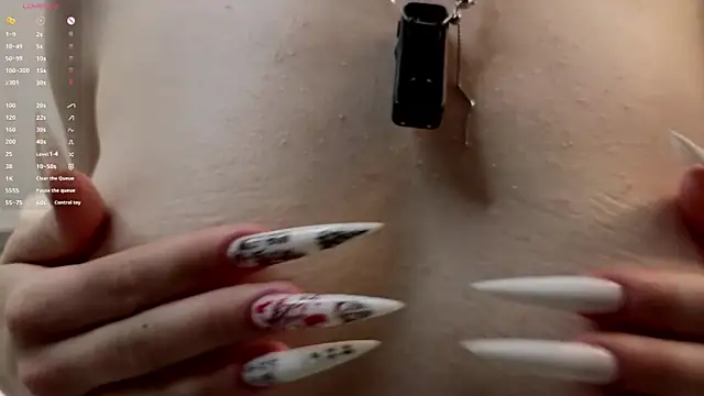 ShanitaLenhardt online show from April 9, 6:19 am