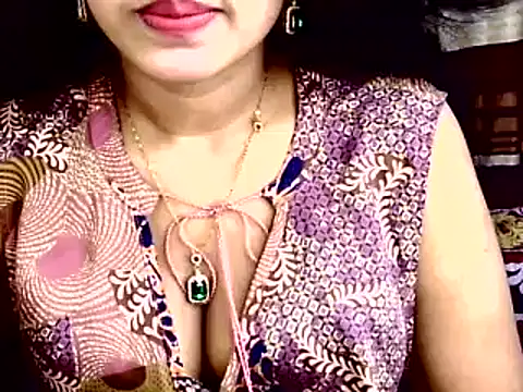 Noor Zarin online show from April 15, 3:45 pm