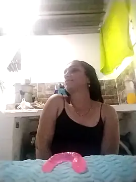 vegonicarouge online show from April 7, 10:45 pm