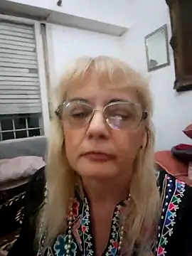 MatureElegantWidow online show from April 12, 11:50 pm