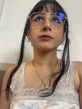 Miaa HarperX  online show from April 6, 10:44 pm