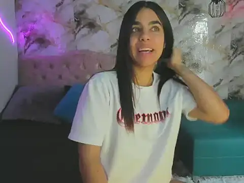 Kim strawberry online show from April 11, 4:10 pm