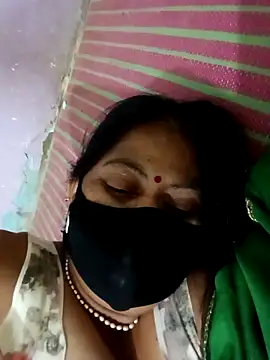 SEEMA 012 online show from April 14, 9:31 am