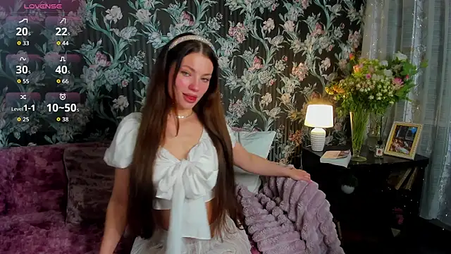 DeliaCrystal online show from April 14, 9:37 pm