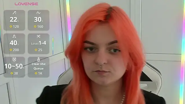 NightLeaf online show from April 8, 1:02 pm