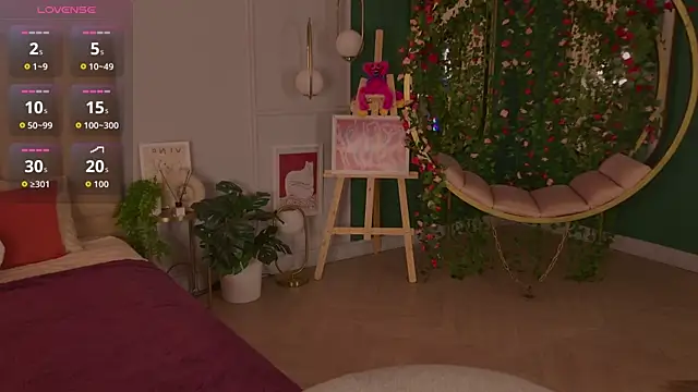 LoriDay online show from April 11, 5:05 pm