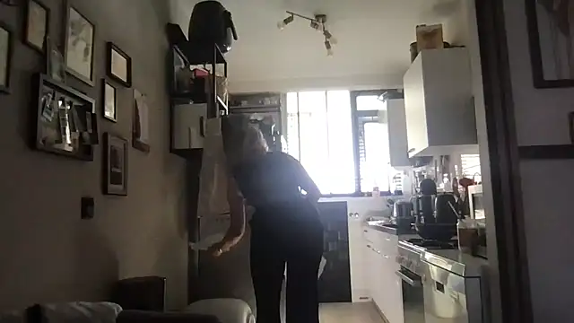 BlondSeduction online show from April 8, 8:38 am