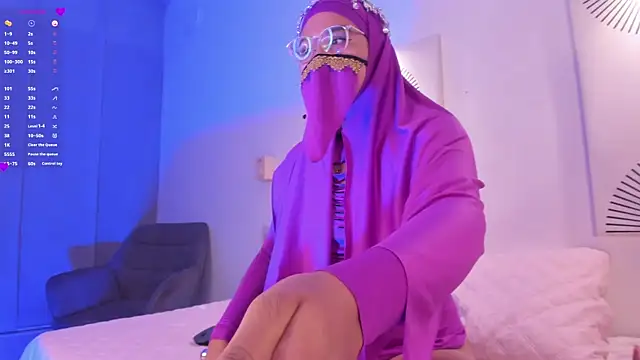 LaylaTemptMe online show from April 14, 11:32 am