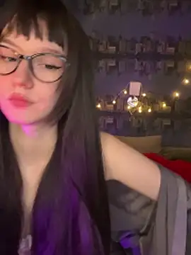 nicenessy online show from April 15, 1:33 pm