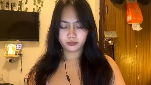 GlindaDejardin online show from April 11, 5:16 pm