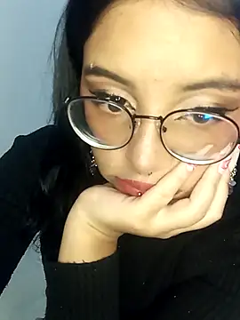 kitsune nyoko online show from April 22, 10:40 pm