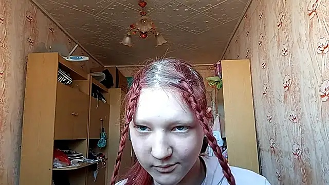 BirgitKamal online show from April 16, 10:15 am