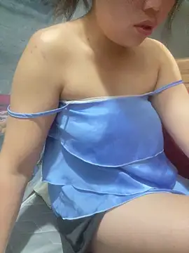   Amanda   online show from April 13, 1:34 pm