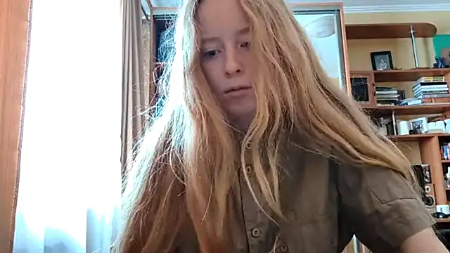 KateVibe 01 online show from April 14, 3:28 am