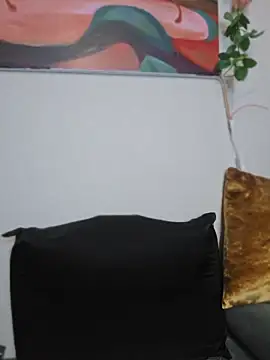 ItsAuroraBorealis online show from May 20, 5:15 am