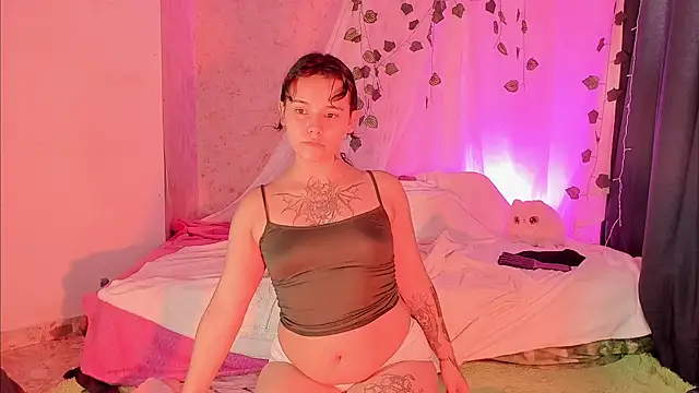 LadyAndKatNoa online show from May 6, 7:29 pm