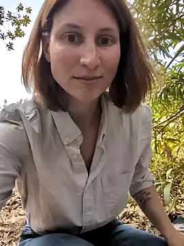 Julialexxxx online show from April 7, 10:39 am