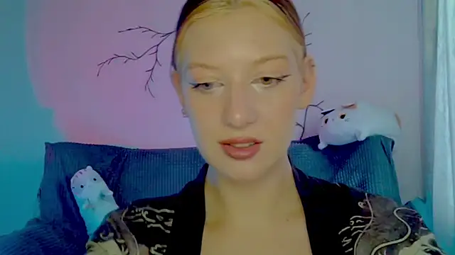 earn my lily online show from April 14, 8:36 am