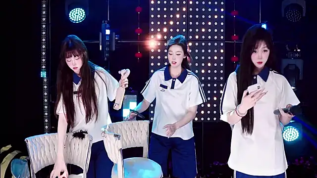 S5-5S5 online show from April 14, 10:48 am