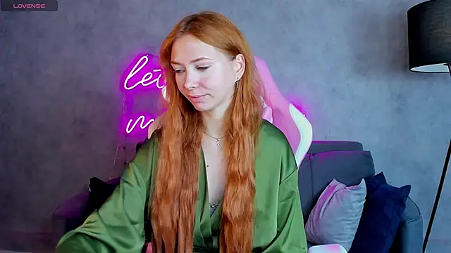 Sienna Nyx online show from June 29, 9:16 am