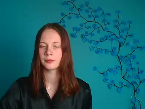 DarkSakuraa online show from April 10, 3:18 pm