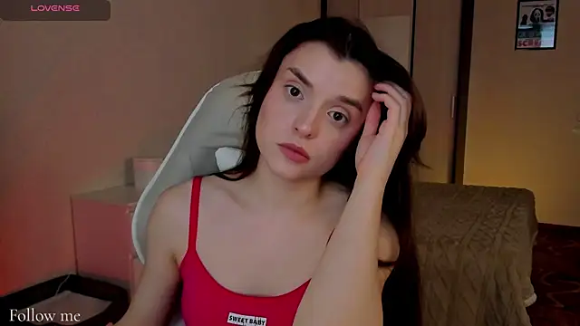 H4naFit online show from April 12, 8:17 am