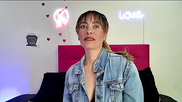 Lorena sweet33 online show from April 14, 1:55 pm