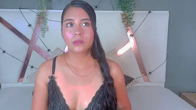 LeslyTaylor  online show from April 13, 7:47 pm