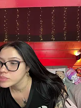 aria bloomer online show from April 11, 7:17 pm