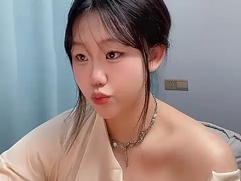 Lilababy00 online show from April 11, 10:19 am