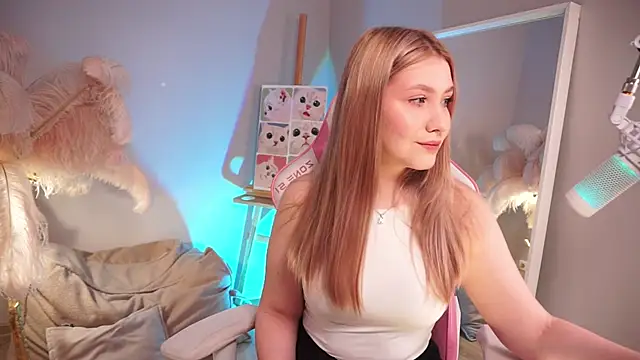 Emilicious online show from April 16, 5:30 am