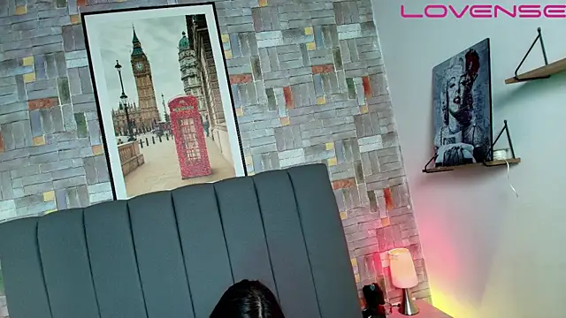 karla latin  online show from April 12, 2:42 pm