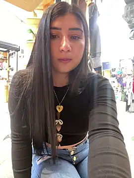 mariana-0306 online show from April 15, 5:13 pm