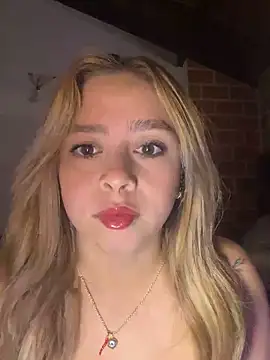 jade06  online show from April 17, 7:49 pm