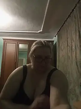 AureliaSky598 online show from May 26, 6:51 pm