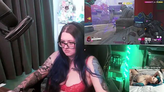 CaptivatedTate online show from April 15, 2:23 am